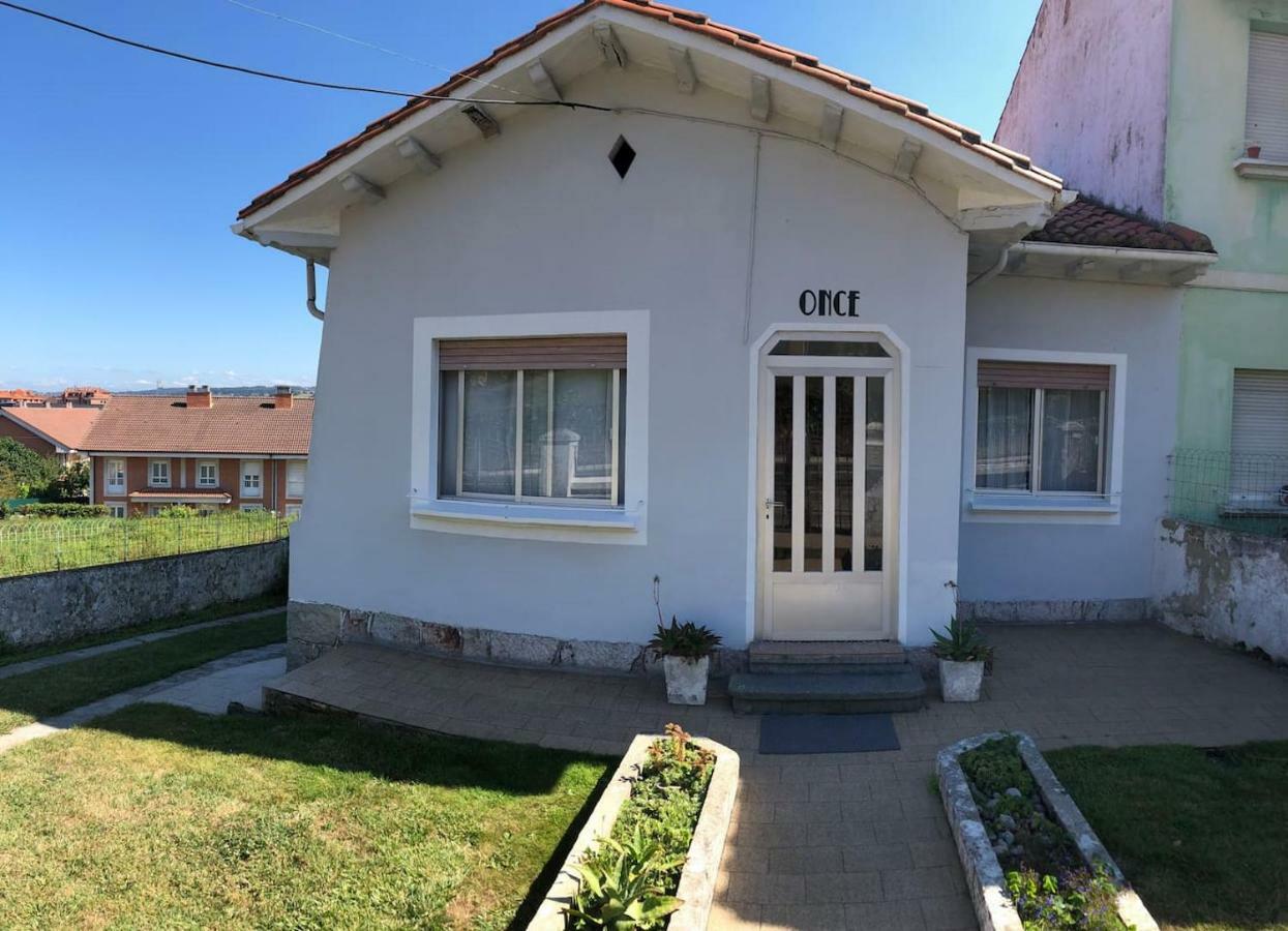 El Rincon De El Montan Villa Avilés Dış mekan fotoğraf